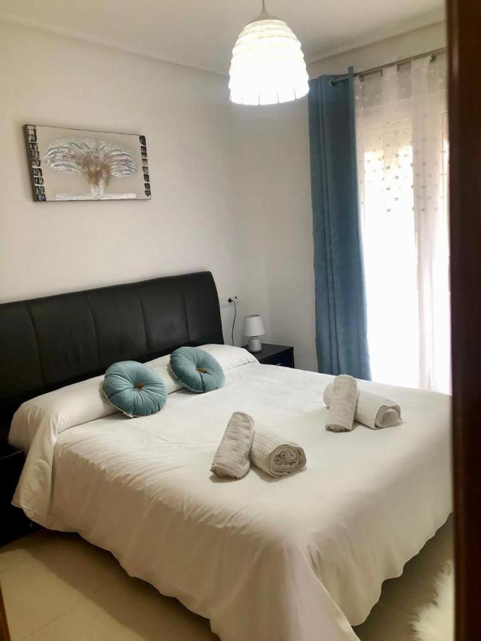 Villa Life . Precioso Bajo Frente Piscina Сусина Екстериор снимка