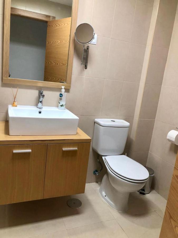 Villa Life . Precioso Bajo Frente Piscina Сусина Екстериор снимка