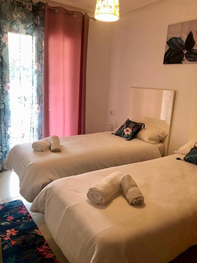 Villa Life . Precioso Bajo Frente Piscina Сусина Екстериор снимка