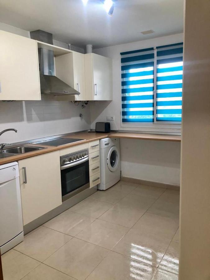 Villa Life . Precioso Bajo Frente Piscina Сусина Екстериор снимка